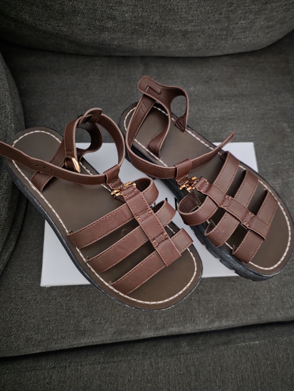 CC Women’s Brown Strappy Comfort Sandals